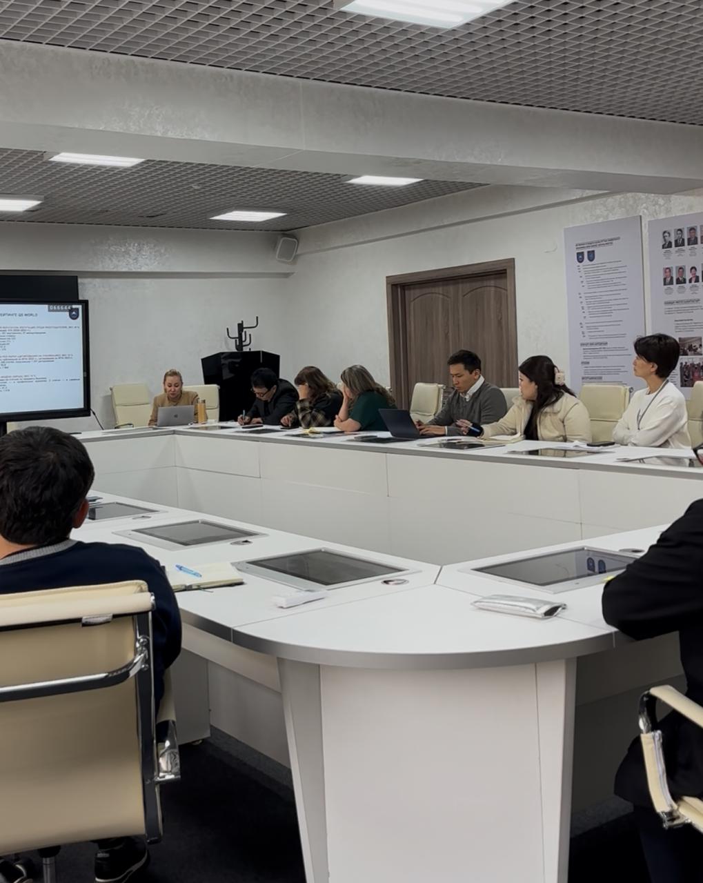 QS and THE International Rankings Training Seminar Held at Al-Farabi KazNU